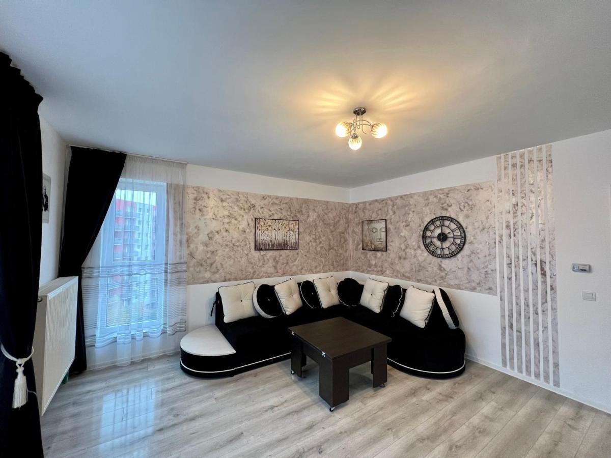 Appartement Moncler Family à Braşov Extérieur photo