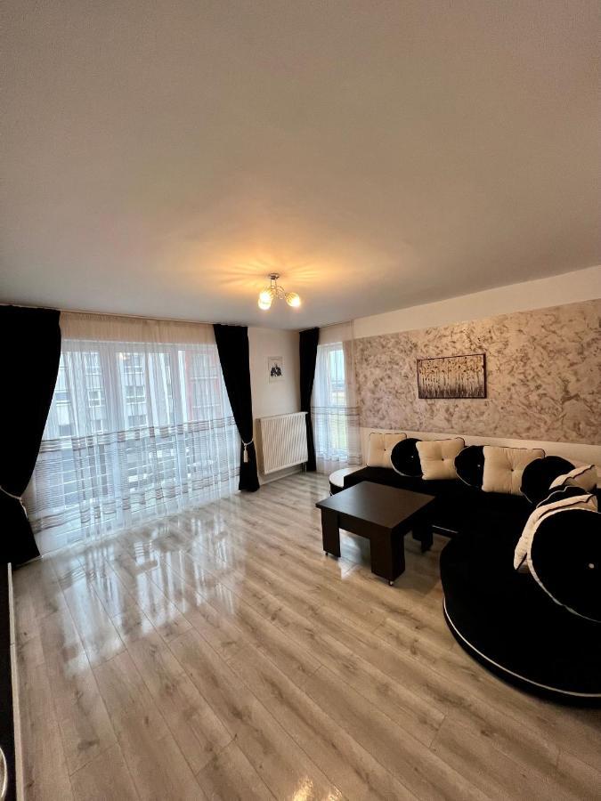 Appartement Moncler Family à Braşov Extérieur photo